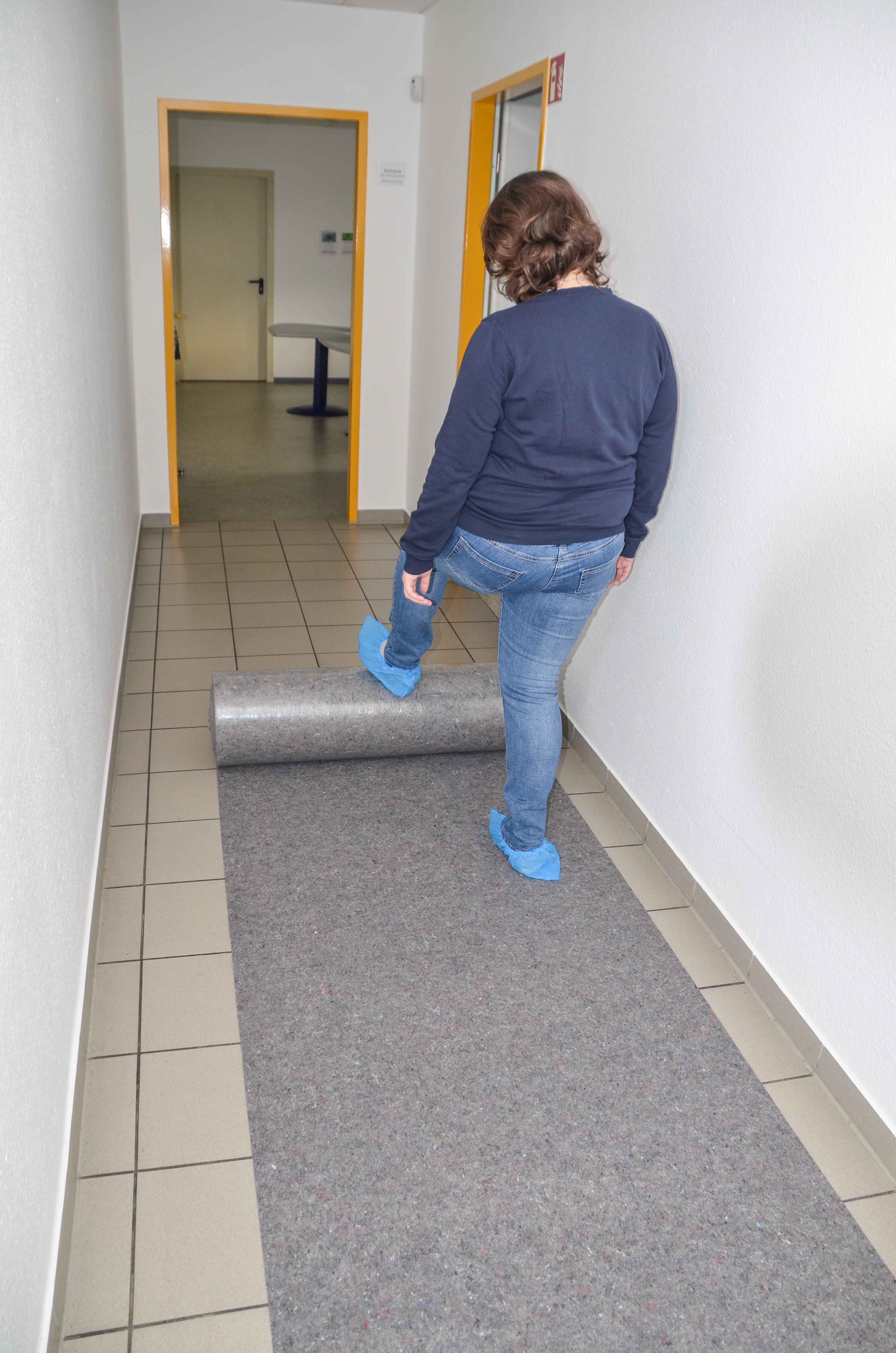 zero-dust-abdeckvlies-grau-1-x-25-m-malerabdeckvlies-antirutsch-200-220-g-abdeckuni25-zd-_3AKFTqAmL1YdJU Abdeckvlies grau 1 x 25 m Malerabdeckvlies Antirutsch 200-220 g/m² AbdeckUni25
