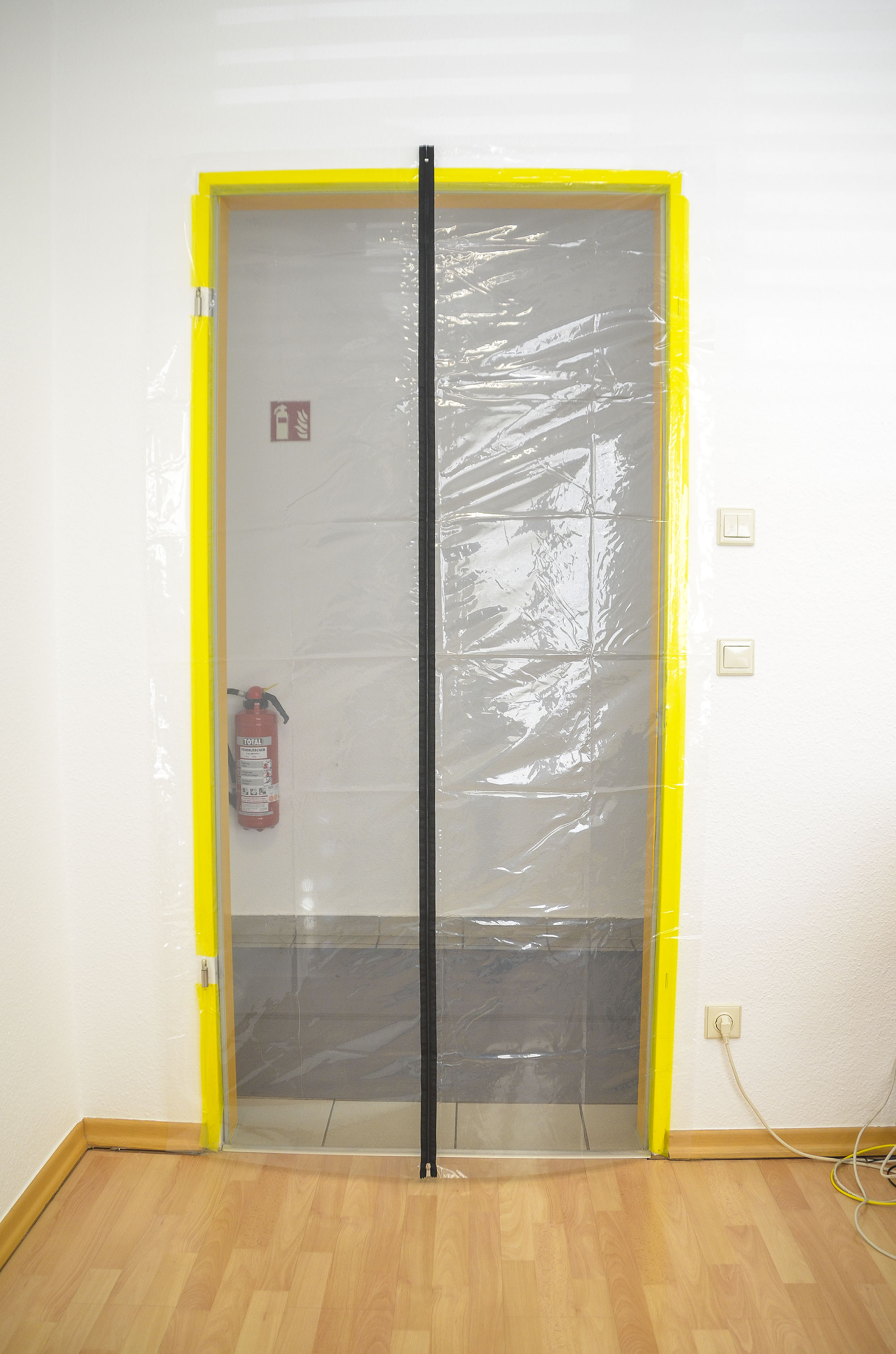Folientur1 Folien Staubschutztür mit Reißverschluss 210 x 110 cm