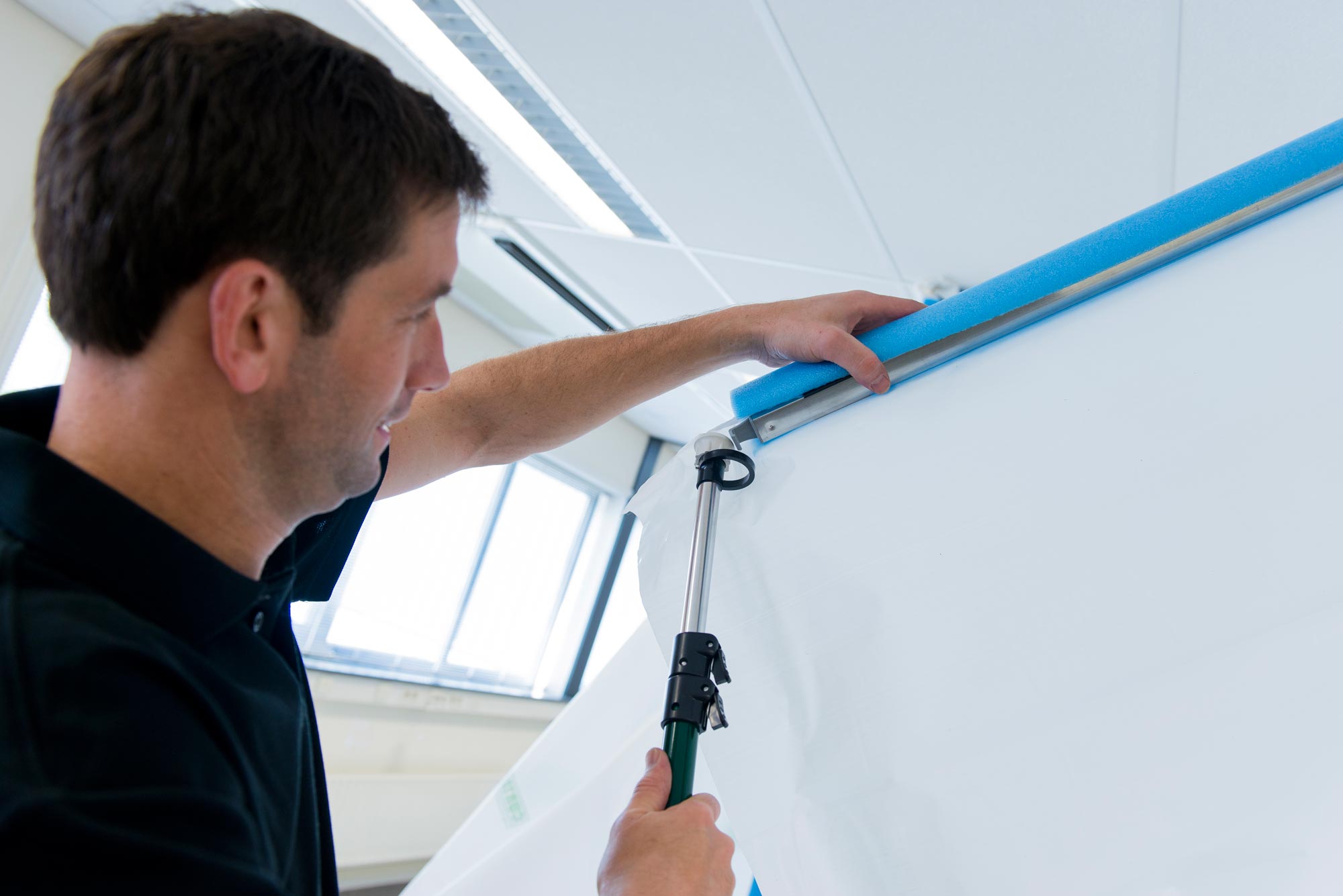 Curtain-Wall-Staubschutzwand-Anwendung-08 Curtain-Wall Staubschutzwand System Starterkit 4,5 m x 4 m