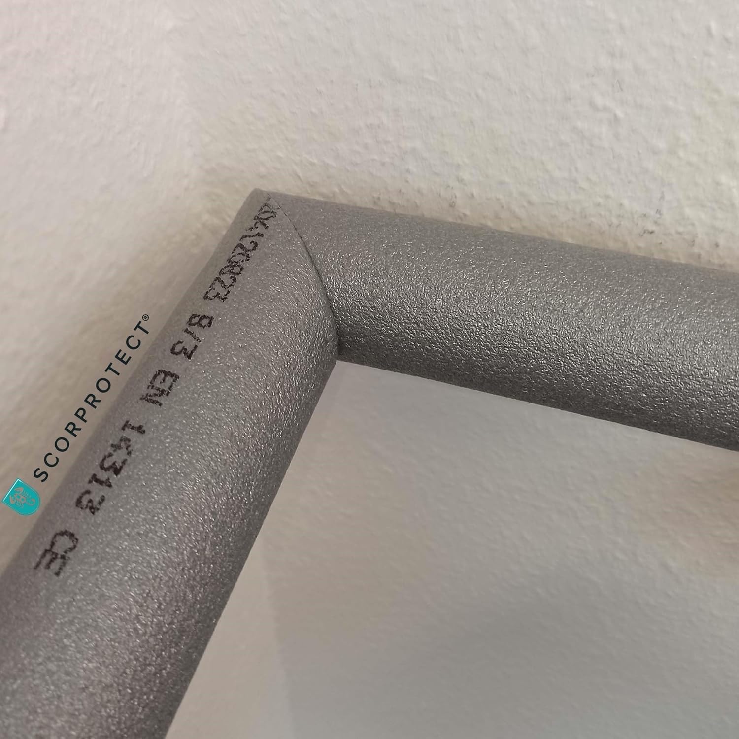 selbstklebende PE Rohrisolierung 1 m Ware Farbe grau